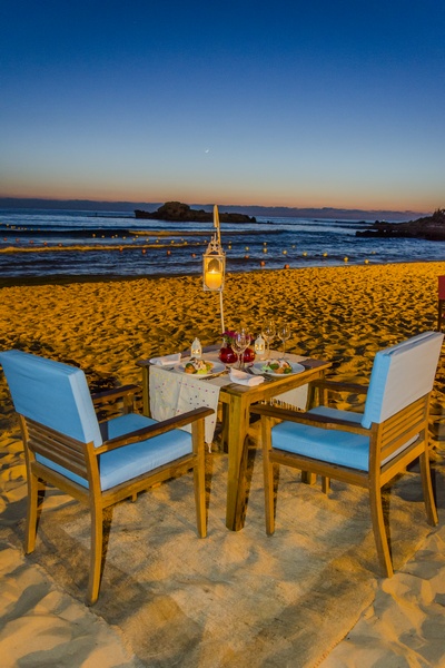 Romantic Dinner at Edde Sands